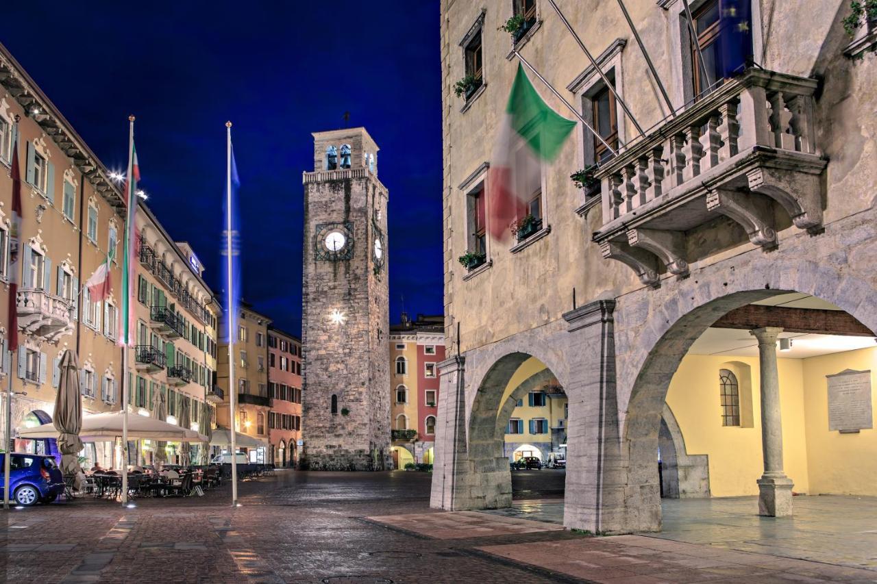 Ferienwohnung Casa O-Live Riva del Garda Exterior foto